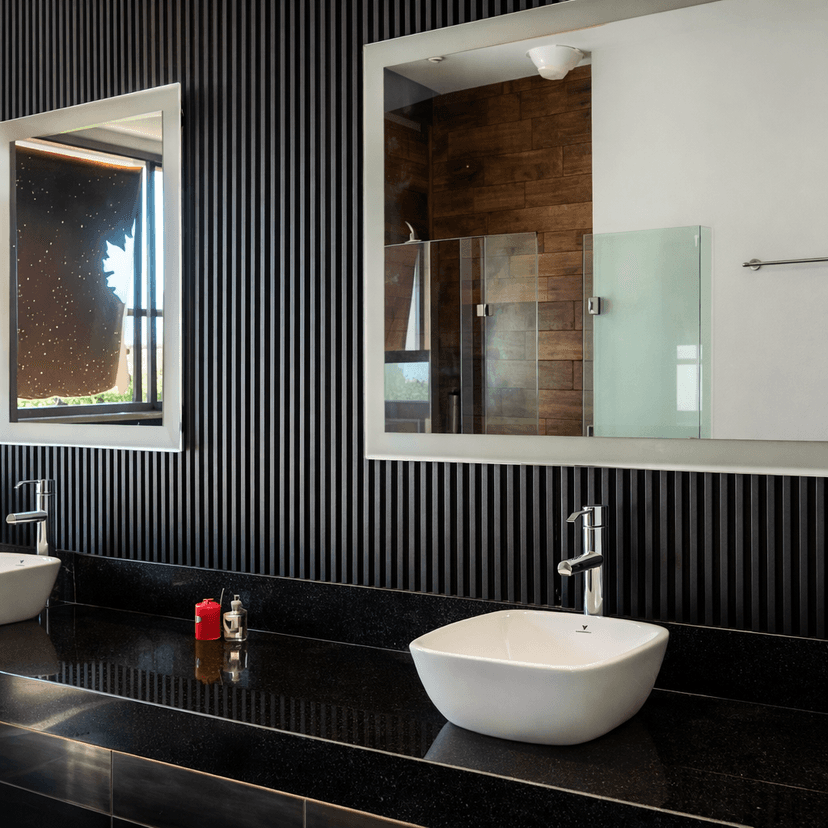 Casa en venta en Privada Residencial, Mérida 4 recámaras, y 5 baños, 3 estacionamientos alberca con aires acondicionados y ventiladores con un refrigerador estufa sala y comedor — foto 16 de 19