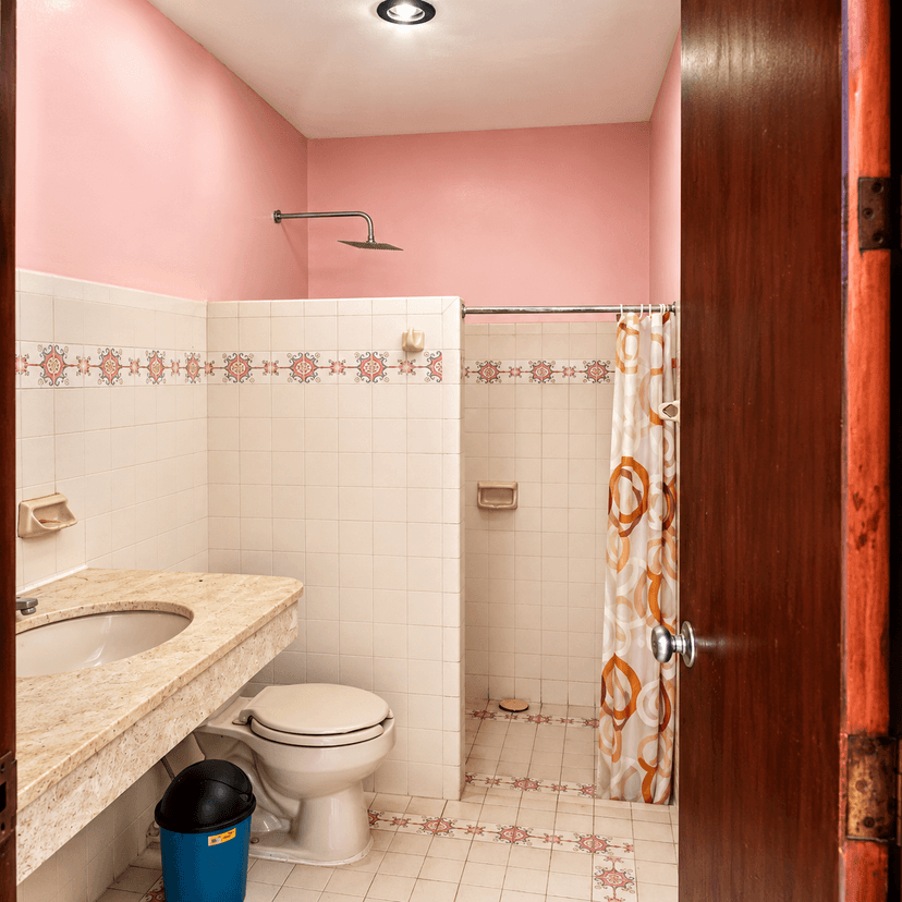 CASA EN VENTA A 10 MIN DEL CENTRO DE MÉRIDA. TERRENO DE 1480M2 Y 367M2 DE CONSTRUCCIÓN. — foto 52 de 57