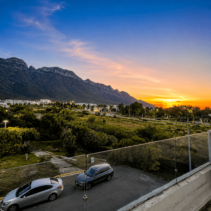 Casa en venta en Cumbres Elite 8º Sector, Monterrey con alberca, 4 recámaras y frente a parque — foto 40 de 41