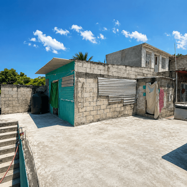 Casa en venta en Cdad. del Carmen, 3 recámaras, 2 baños, 240 m² — foto 3 de 11